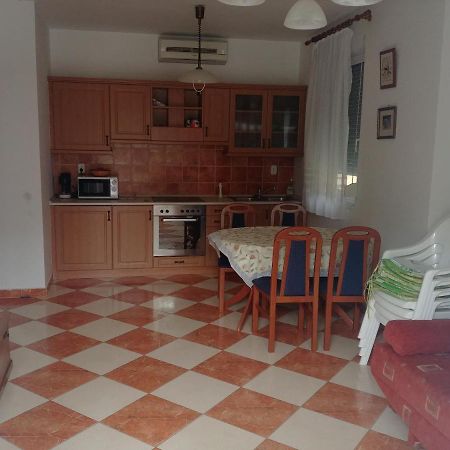 Apartmán Arnyas Balatonlelle Exteriér fotografie